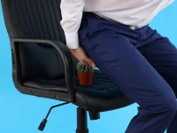 neobsedíte na stoličke